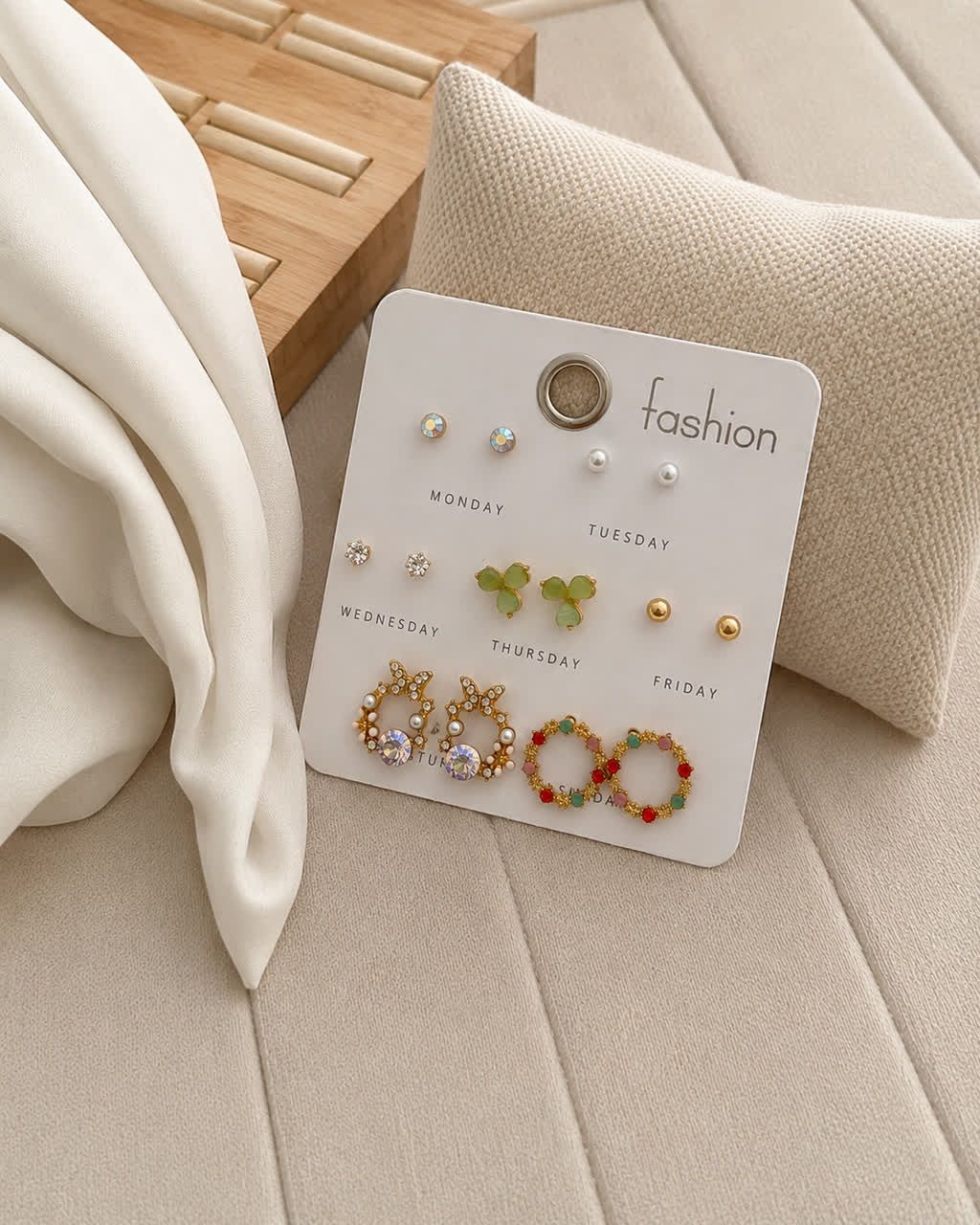 گوشواره هفتگی(هفت جفت) کد 3727